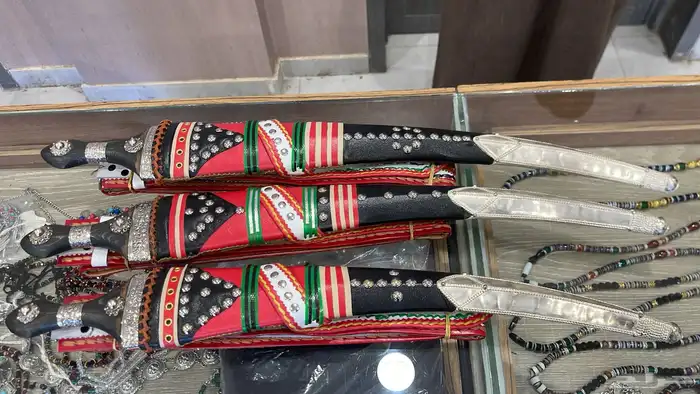 مجلد ومعدن فضة جنابي 0