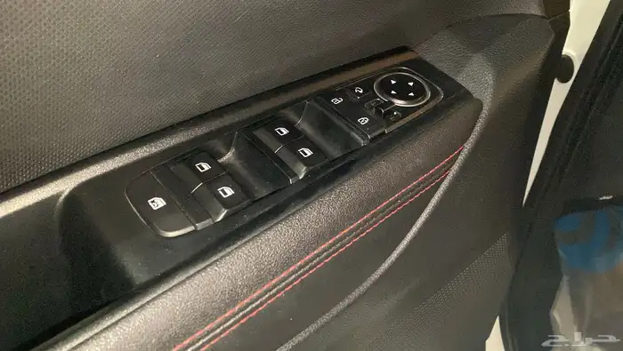 كيا سونيت 2023 نظيفه جدا 19