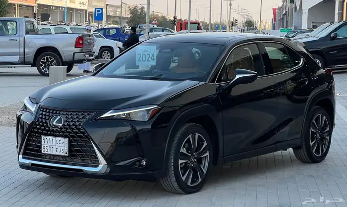 لكزس UX300 هايبرد 2024 ماشي 34 الف 3