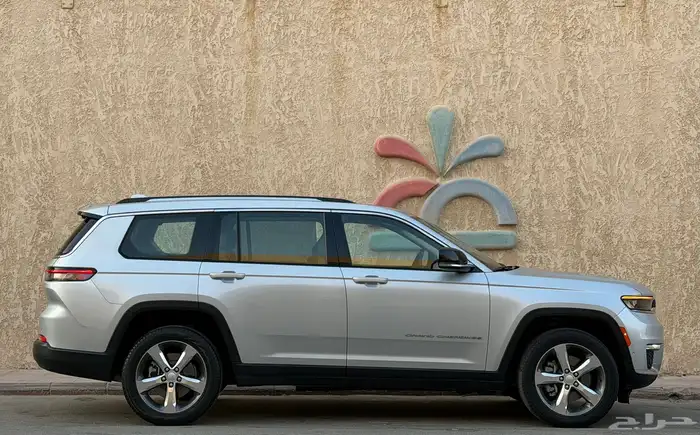 جيب شيروكي موديل 2022 ليمتد 7