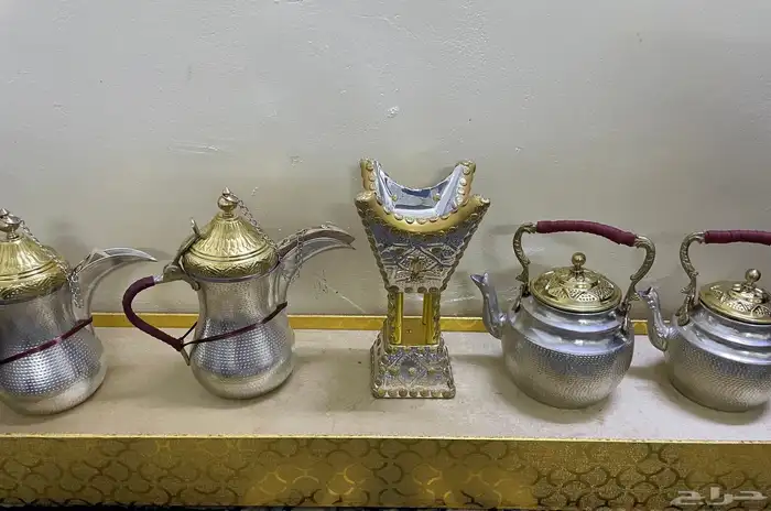 طقم دلال و ابرايق نحاس 0