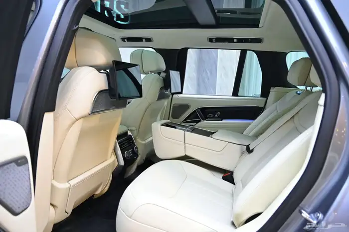 لاند روفر رنج روفر فوج اوتوبيوغرافى 2025 سعودى 12