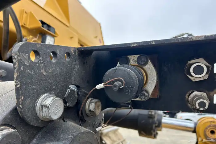 للبيع بلدوزر كتربلر حجم D10T2 موديل 2019 23