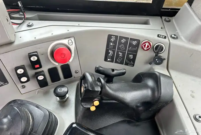 للبيع بلدوزر كتربلر حجم D10T2 موديل 2019 16