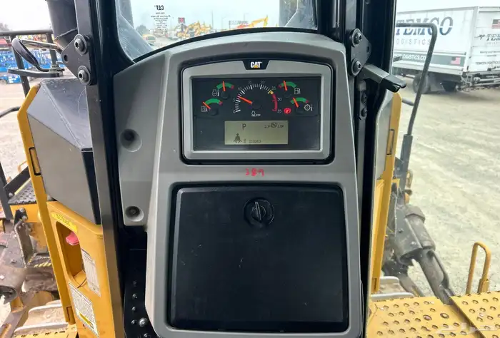 للبيع بلدوزر كتربلر حجم D10T2 موديل 2019 11