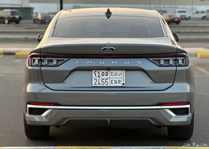 فورد توروس 2025 شبه جديد 4