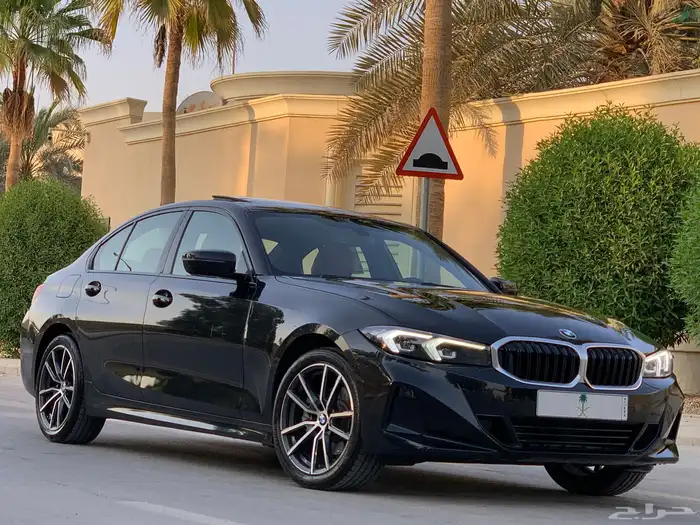 بي ام دبليو 2024 320i 4