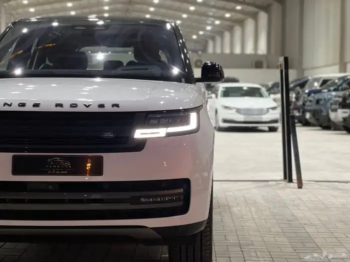 رنج روفر فوج موديل 2023 3