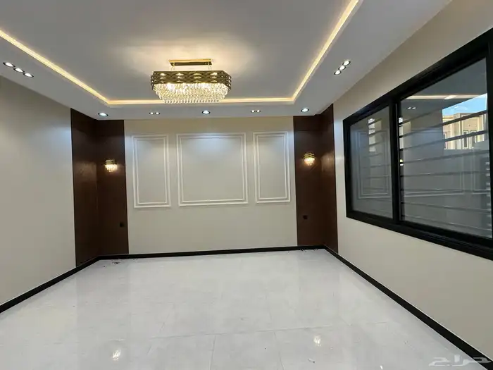 للبيع شقه ارضيه وسط الخدمات بخميس مشيط والسعر 550 الف 3