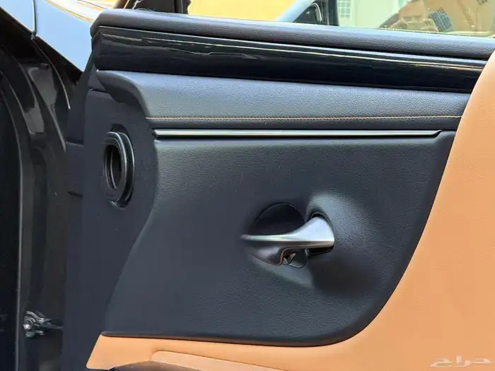 لكزس ES300h 2022 ممشى (68) الف 9