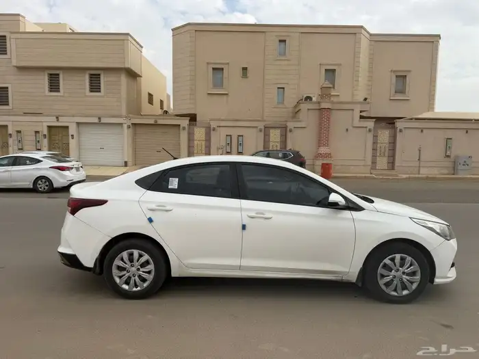 للبيع اكسنت 2021 الناغي 4