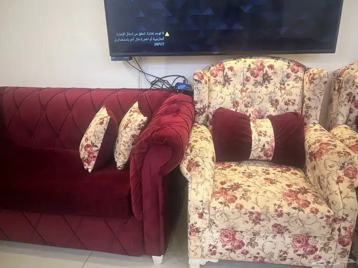 كنب 11 شخص 5 قطعه بحاله جيده 2