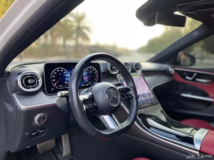 مرسيدس-C200-2023-AMG 36