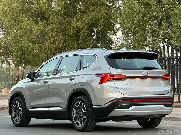 هونداي سنتافي موديل 2021 سعودي فل كامل اعلئ فئة 7 مقاعد 18