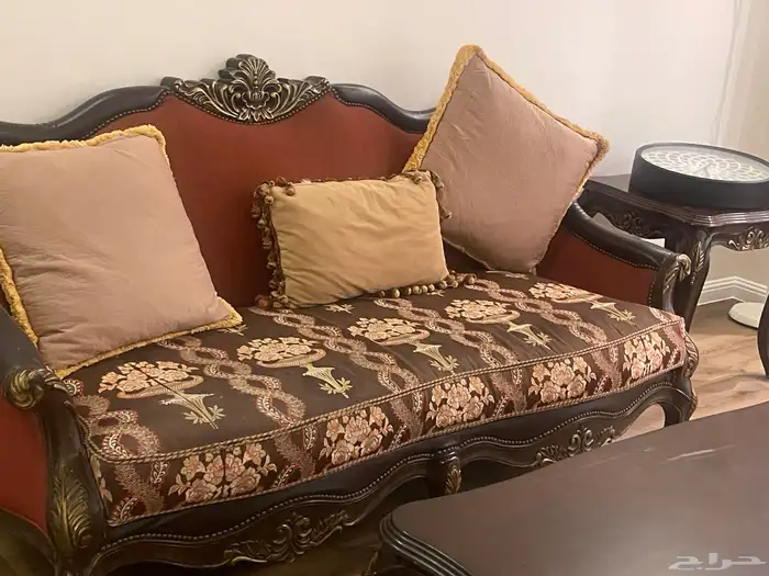 كنب صالون بحالة ممتازة 4