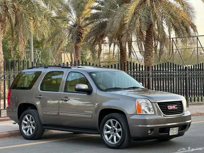 جمس يوكن SLT موديل 2013 سعودي فل كامل بدون دبل 2