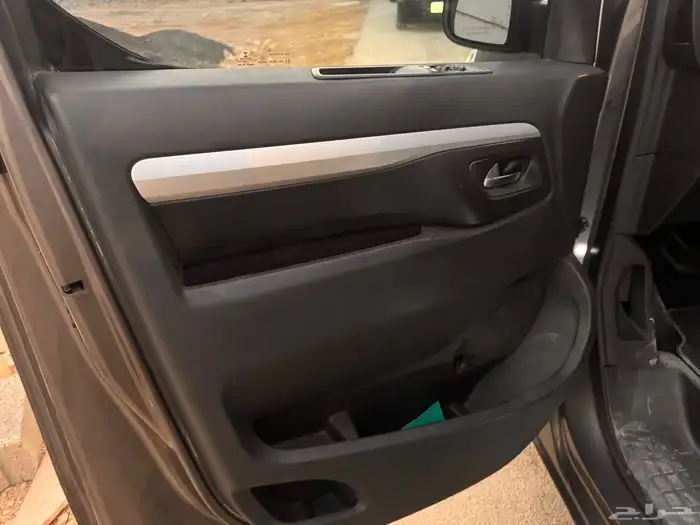 بيجو ترافلر فل كامل ركاب 2019 ديزل 7