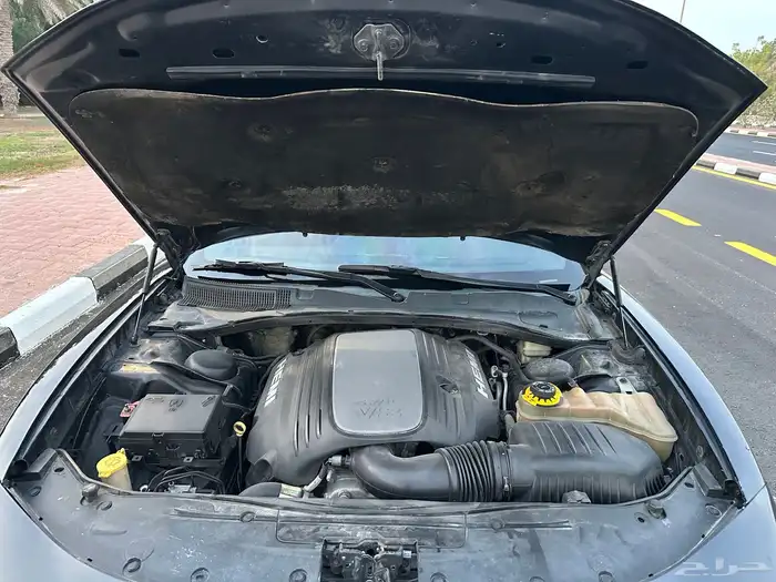 للبيع دوج شارجر 2015 لون اسود كرستال 8