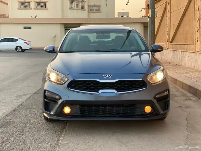 كيا سيراتو 2021فل كامل نظيف للبيع 7