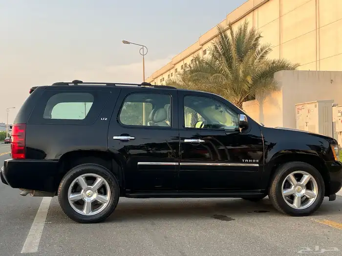 شيفروليه تاهو LTZ 2012 فل كامل دبل بدي وكاله موتر نظيف جدا 9