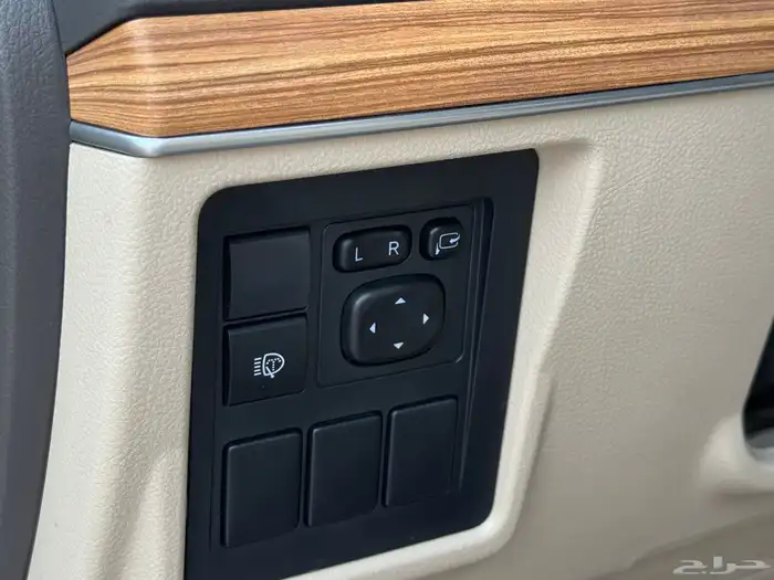 تويوتا برادو 2020 VX فل كامل سبير علاق 28