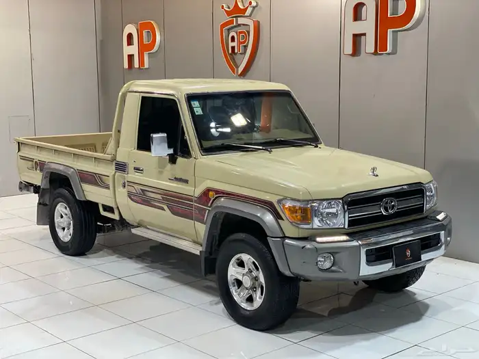 تويوتا شاص 2013 بحالة نظيفة 1