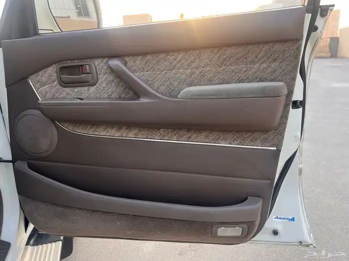 لاندكروزر VXR 1997 10