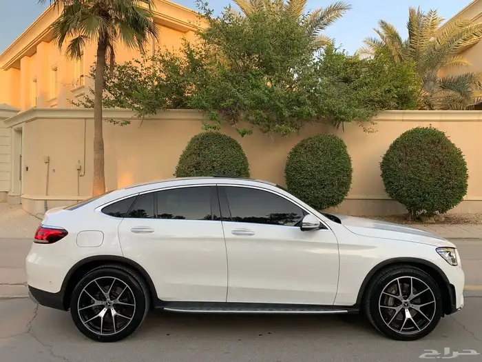 مرسيدس GLC200 موديل 2020 بحالة الوكاله ممشى 64 الف 5