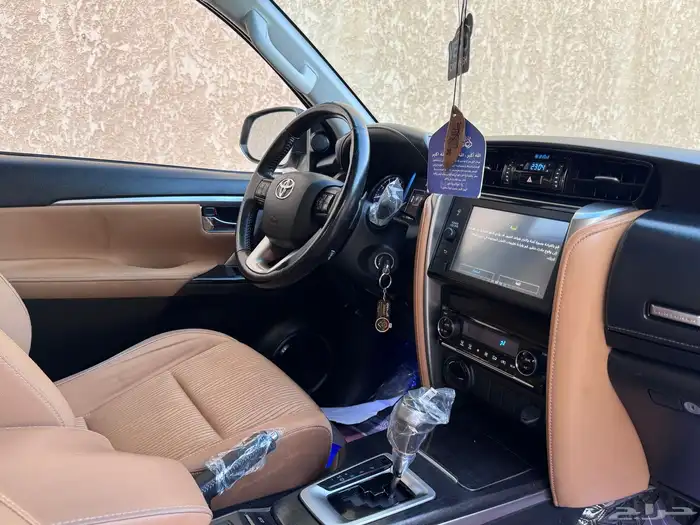 تويوتا فورشنر V6 2022 بحالة ممتازة 25