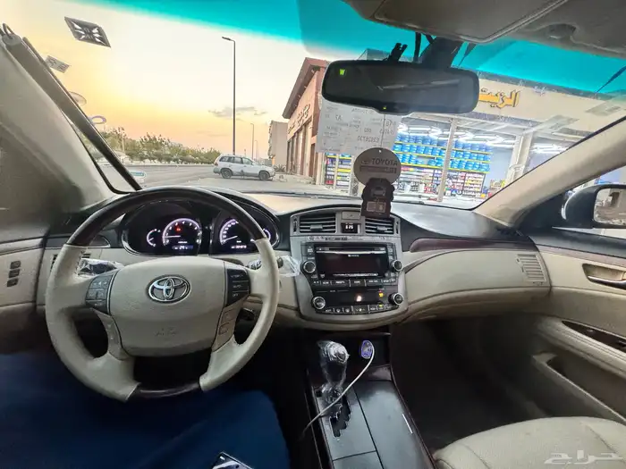 للبيع افالون 2012 فل كامل ليميتيد 0