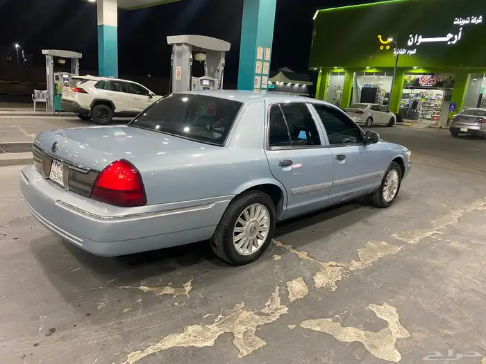 فورد جراند مركيز 2010 12