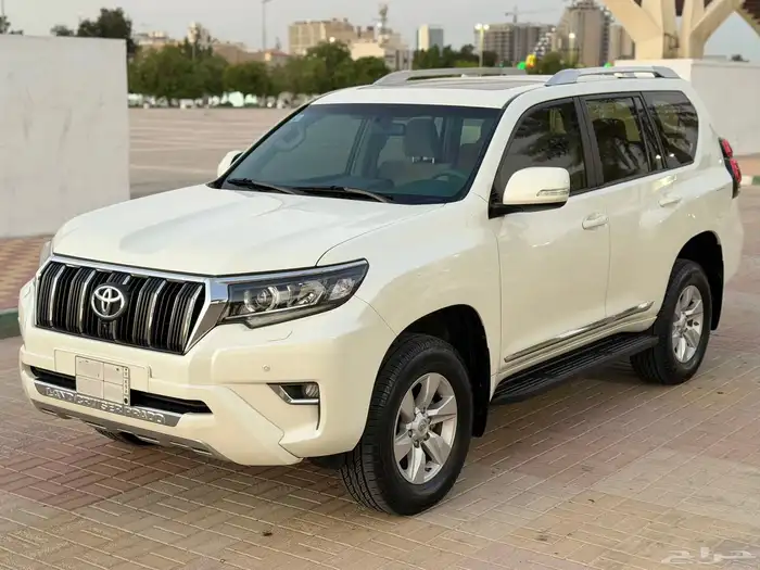 برادو 2023 فل كامل للبيع ممشا قليل 8