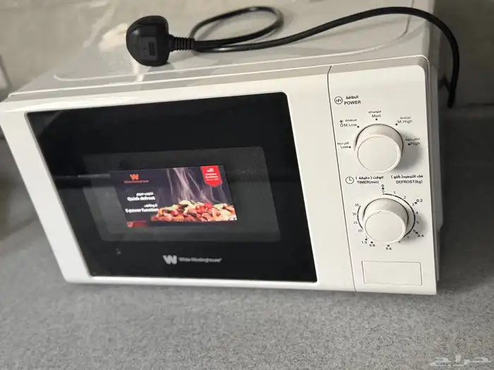 مايكرويف مستخدم مافيه اي خدش ولا كسر 0