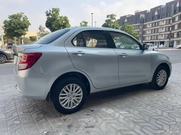 للبيع سوزوكي ديزاير 2024 نص فل 10