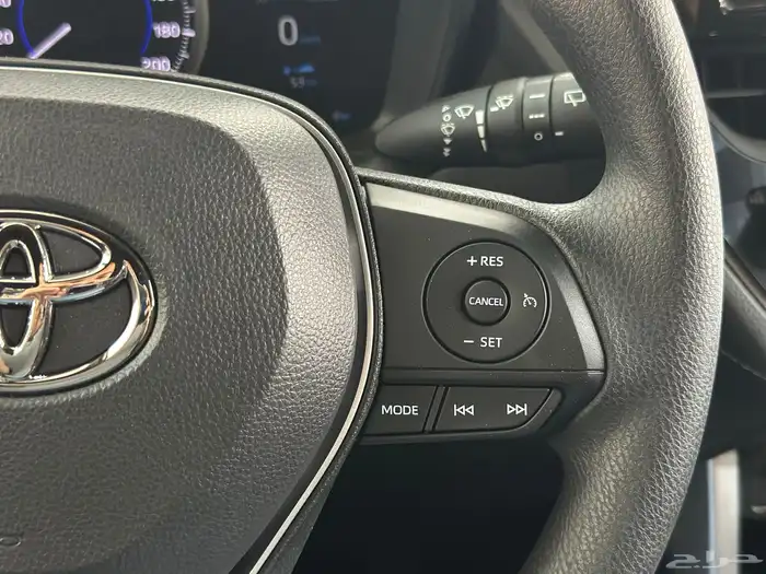 تويوتا كورولا كروس LE هايبرد 2025 5