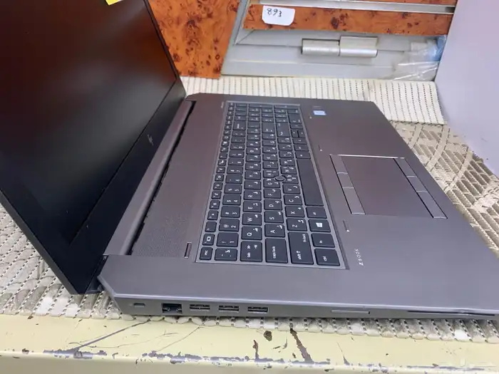 للبيع لابتوب جيمينج 1