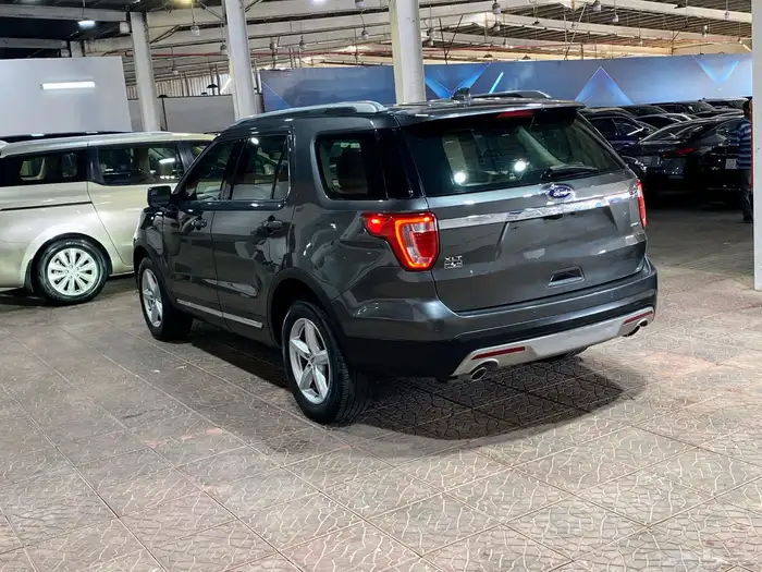 فورد اكسبلور2016 12