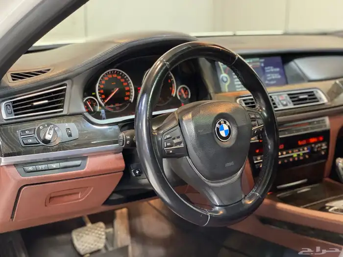 بي ام دبليو 750 Li 2012 عداد 169 الف كم 12