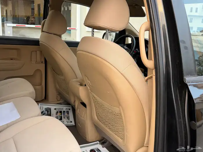 كيا كرنفال 2016 للبيع 11 راكب 19