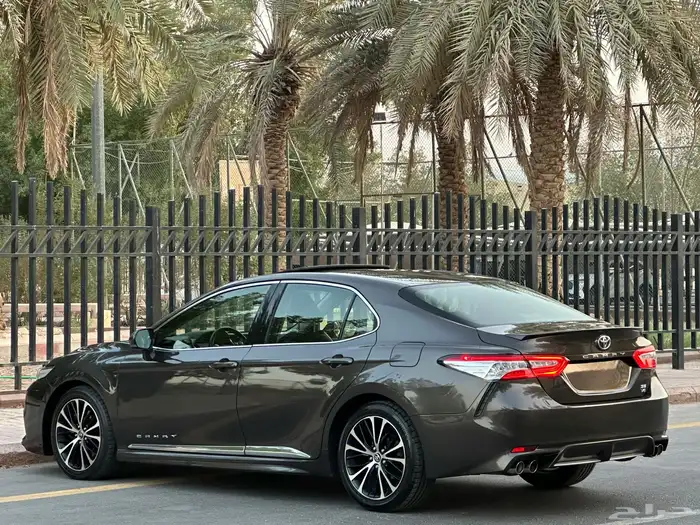 تويوتا كامري SE موديل 2019 سعودي فل كامل 8