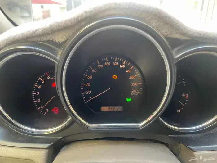 سيارة لكزس ار اكس 2004 8