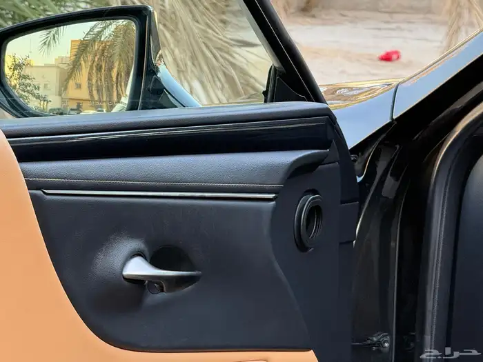 لكزس ES300h 2022 ممشى (68) الف 14