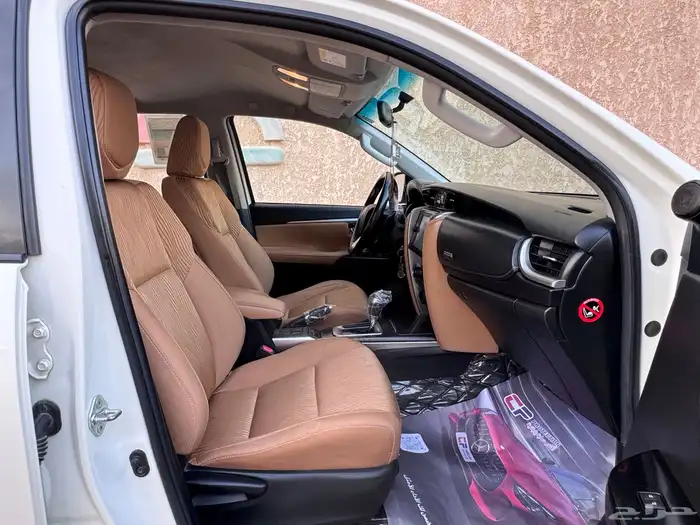 تويوتا فورشنر V6 2022 بحالة ممتازة 24