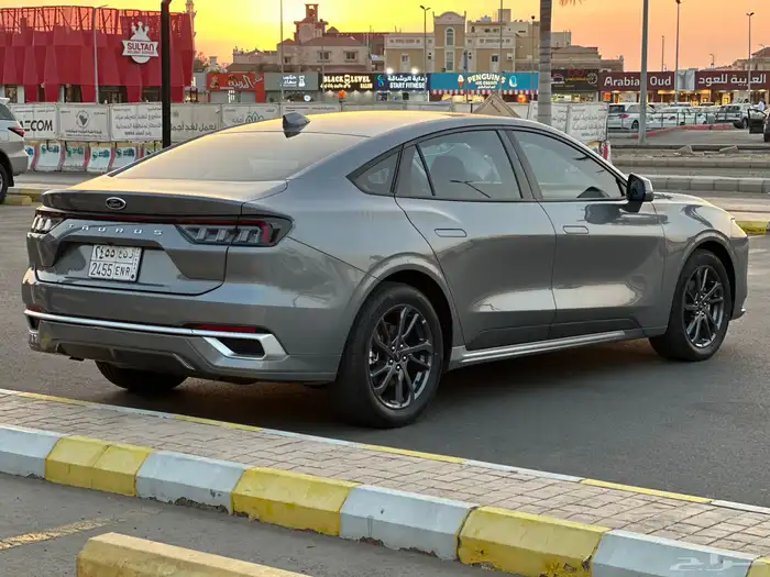 فورد توروس 2025 شبه جديد 5