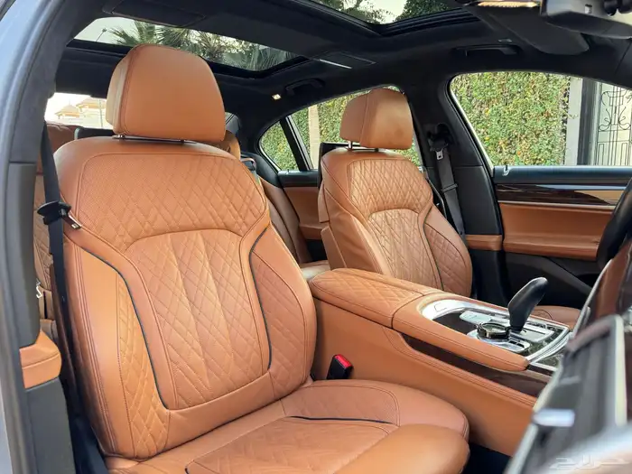 بي ام دبليو 740 موديل 2020 فل كامل اعلى فئه تشيكات وكاله 26