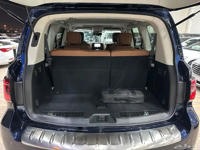 انفنتي QX80 بلاك اديشن موديل 2021 فل كامل ممشى قليل شبه جديد 30