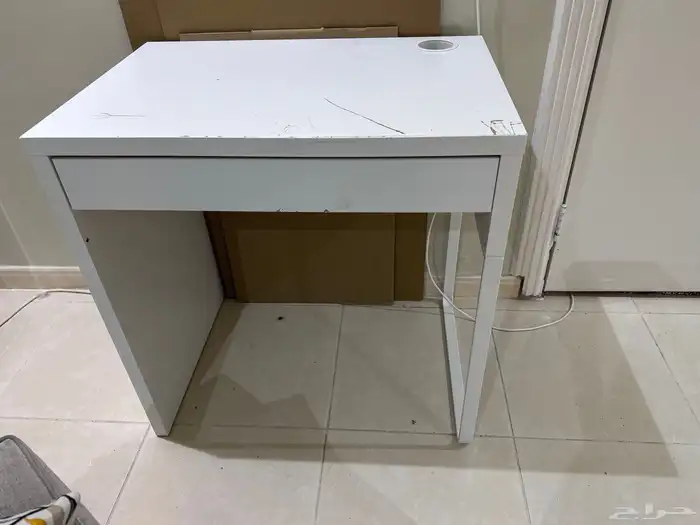 طولة مكتب من ايكيا 2