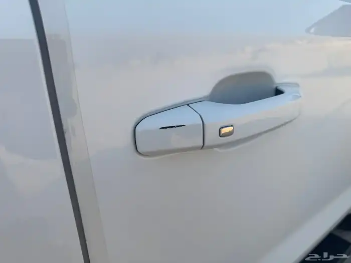 جمس سييرا 2022 AT4 ممشى قليل 9