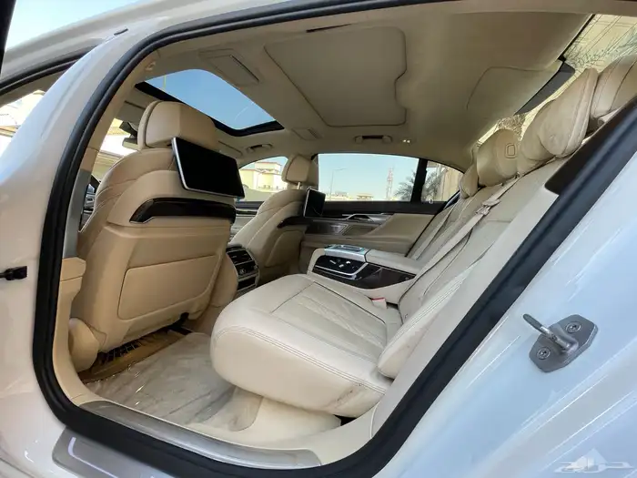 بي ام دبليو-2016-Li750-فل كامل- مواصفات خاصة- الناغي 17