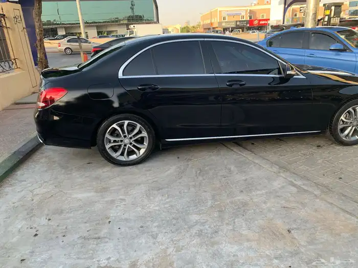 مرسيدس C300   موديل 2015 3